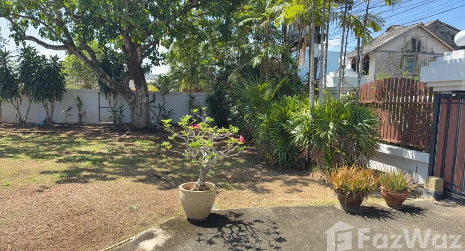 For sale 4 bedrooms house in Thalang, Phuket