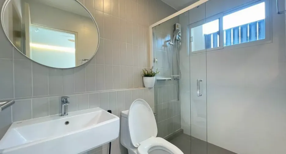 For rent 3 ベッドルーム townhouse in Prawet, Bangkok