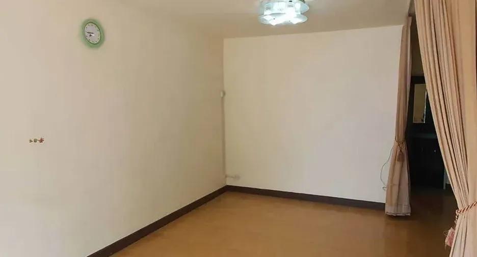 Casa adosada en venta de 3 habitaciones en Suan Luang, Bangkok