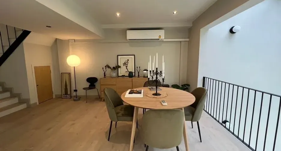 For sale 3 bedrooms townhouse in Watthana, Bangkok