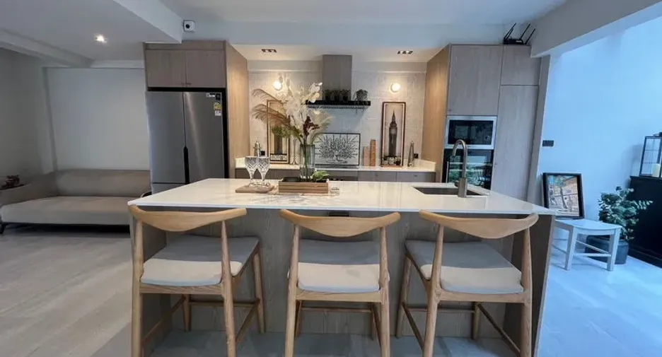 For sale 3 bedrooms townhouse in Watthana, Bangkok