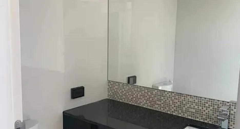 For rent and for sale 3 bedrooms townhouse in Yan Nawa, Bangkok