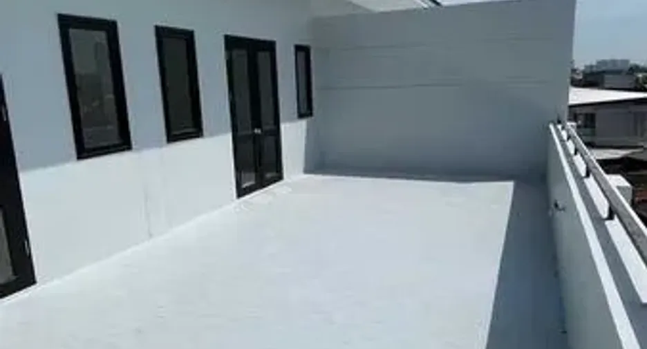 For sale 8 bedrooms townhouse in Prawet, Bangkok