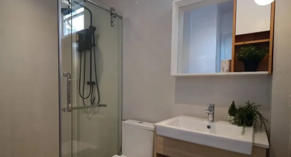 For rent and for sale 3 bedrooms townhouse in Watthana, Bangkok