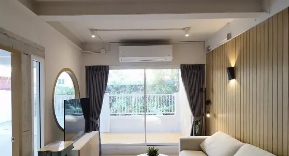 For rent and for sale 3 bedrooms townhouse in Watthana, Bangkok