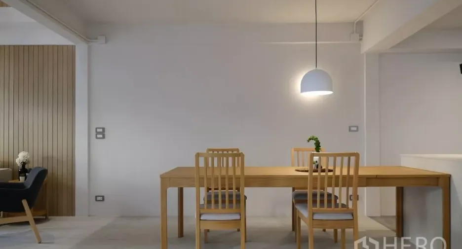 For rent and for sale 3 bedrooms townhouse in Watthana, Bangkok
