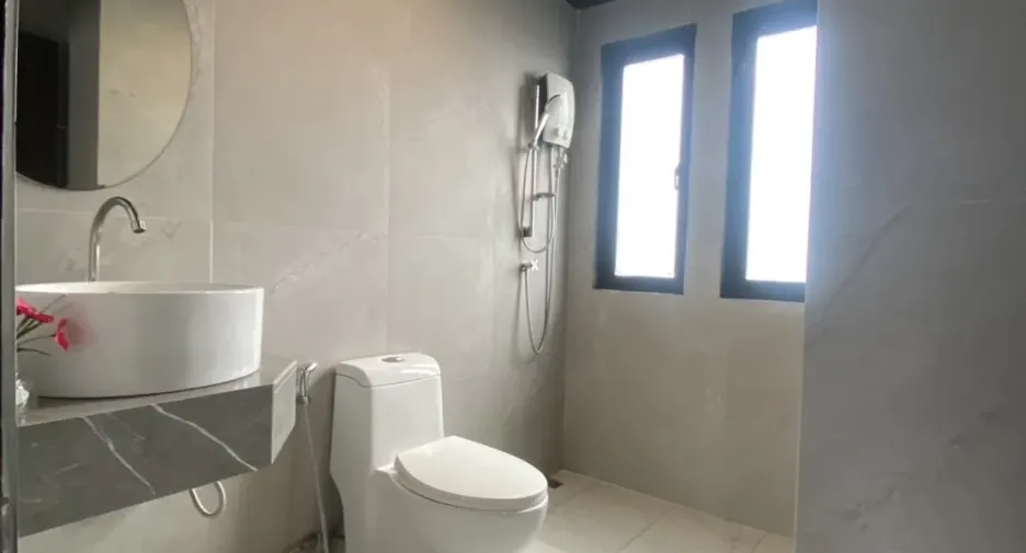 For rent 3 bedrooms townhouse in Bang Kapi, Bangkok