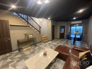 出租 3 卧室 联排别墅 在 Bang Kapi, 曼谷