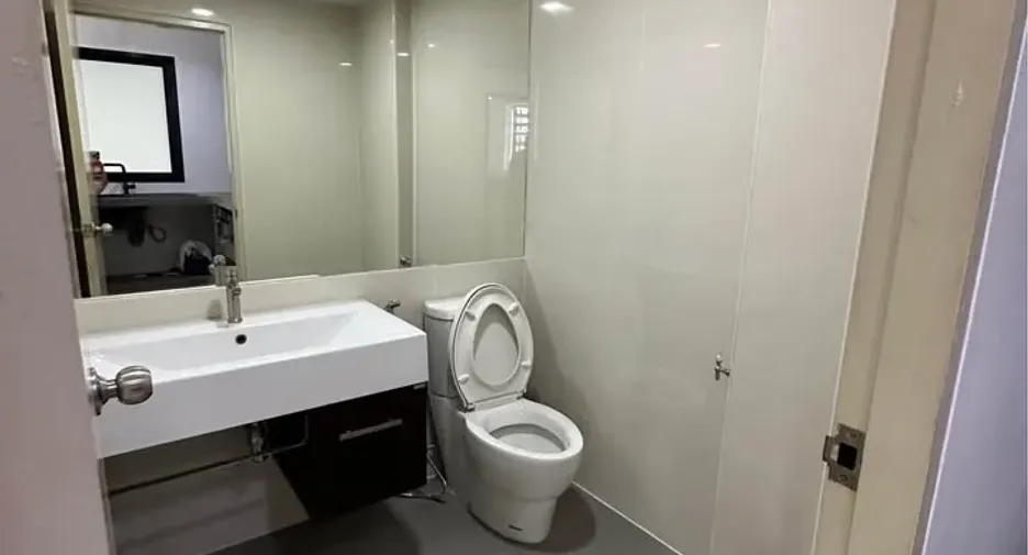 For rent 3 bedrooms townhouse in Pak Kret, Nonthaburi