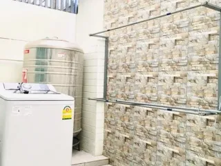 Аренда 3 спальни таунхаус в Пращет, Бангкок