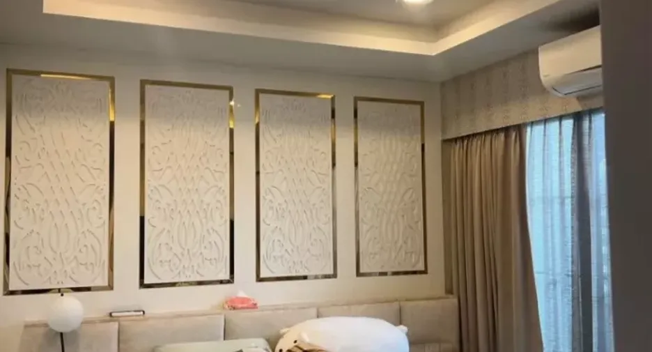 For rent 5 bedrooms townhouse in Yan Nawa, Bangkok