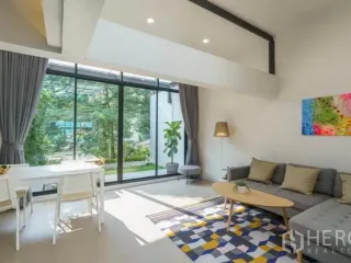 Casa adosada en alquiler de 4 habitaciones en Watthana, Bangkok