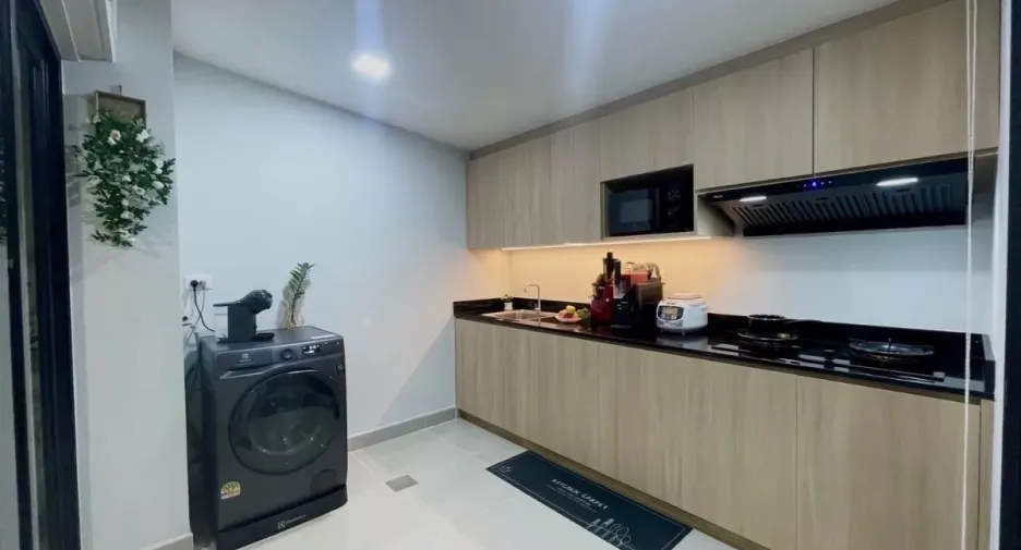 For rent 3 bedrooms townhouse in Bang Phli, Samut Prakan