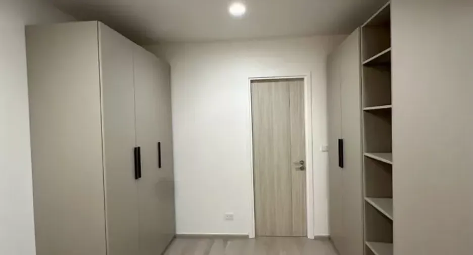 Reihenhaus zur Miete mit 3 Zimmer in Saphan Sung, Bangkok
