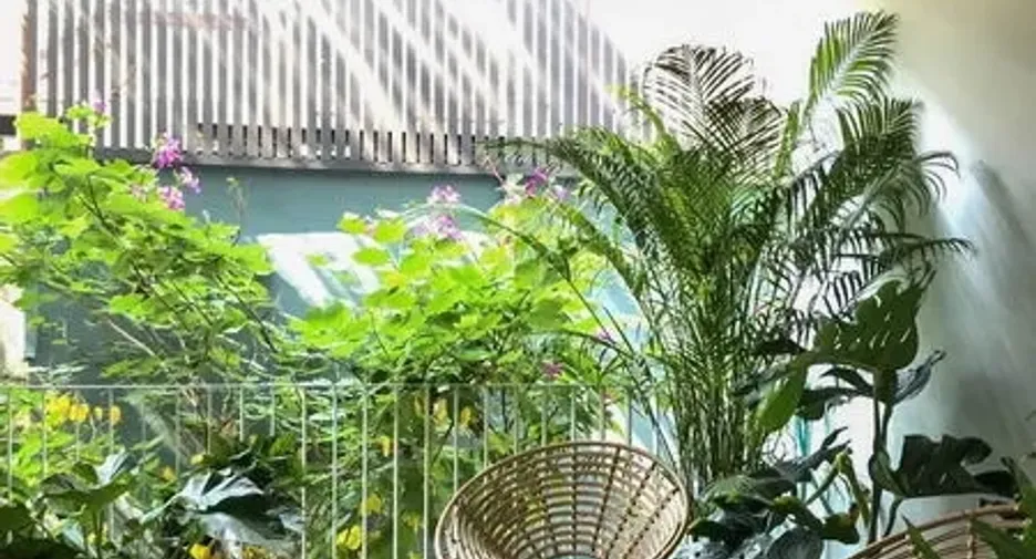 For rent 2 bedrooms townhouse in Watthana, Bangkok