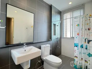 Reihenhaus zur Miete mit 3 Zimmer in Saphan Sung, Bangkok