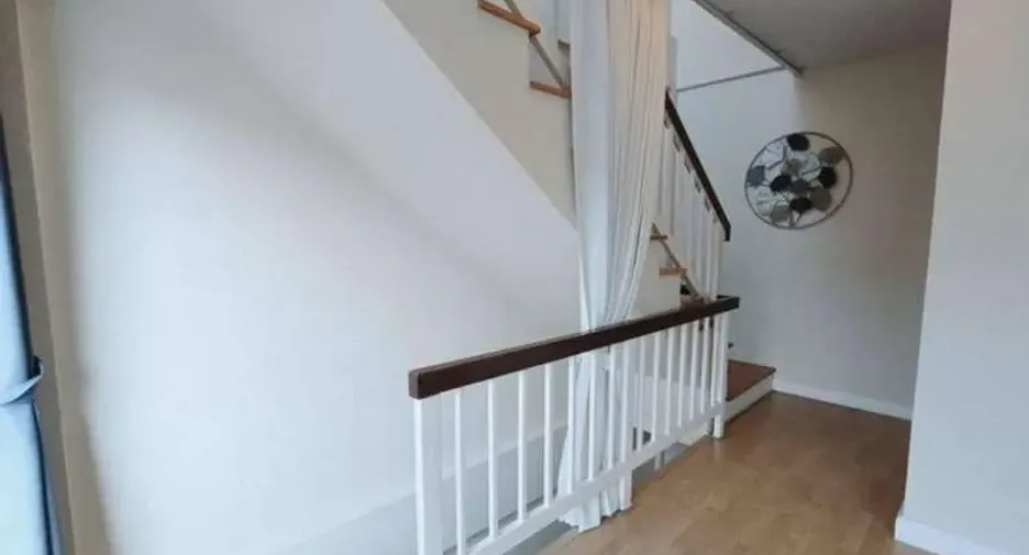 For rent 3 bedrooms townhouse in Bang Kapi, Bangkok