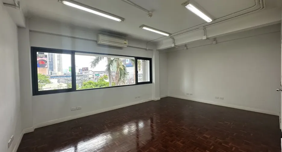 Büro zur Miete in Watthana, Bangkok