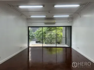 Büro zur Miete in Watthana, Bangkok