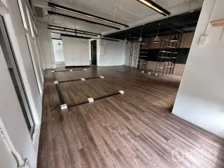 Oficina en alquiler en Watthana, Bangkok