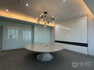 出租 办公室 在 Khlong Toei, 曼谷