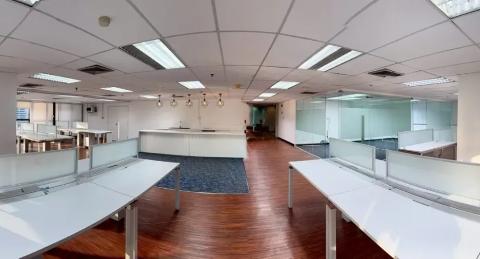 Oficina en alquiler en Watthana, Bangkok