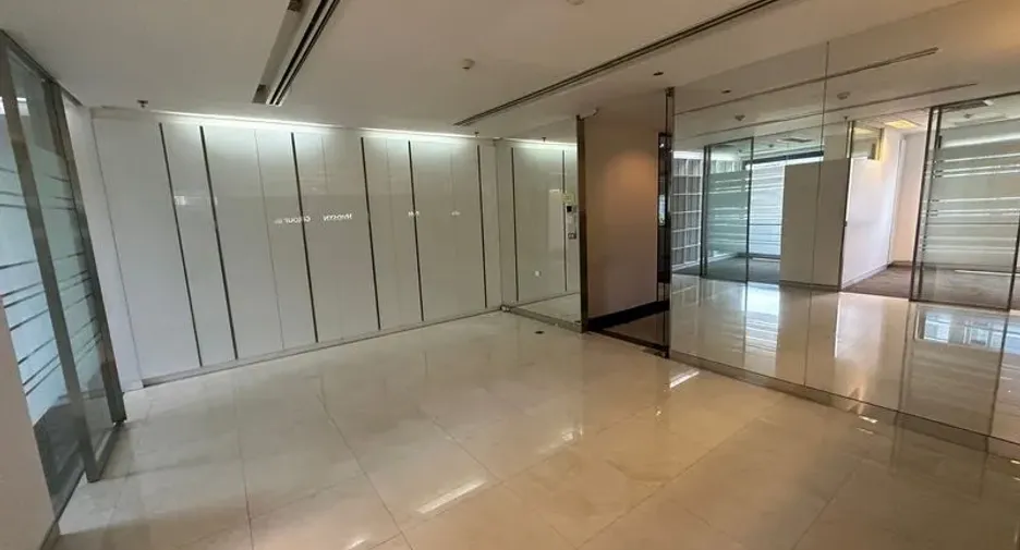 Büro zur Miete in Pathum Wan, Bangkok