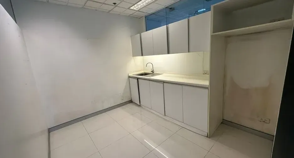 Büro zur Miete in Pathum Wan, Bangkok