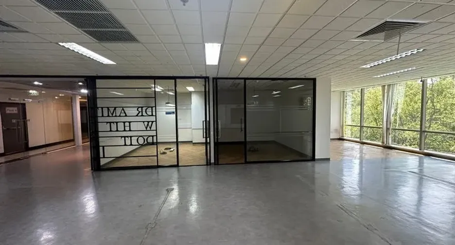 For rent office in Pathum Wan, Bangkok