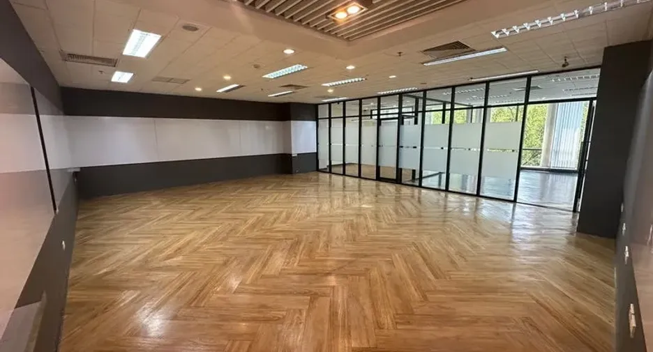 For rent office in Pathum Wan, Bangkok