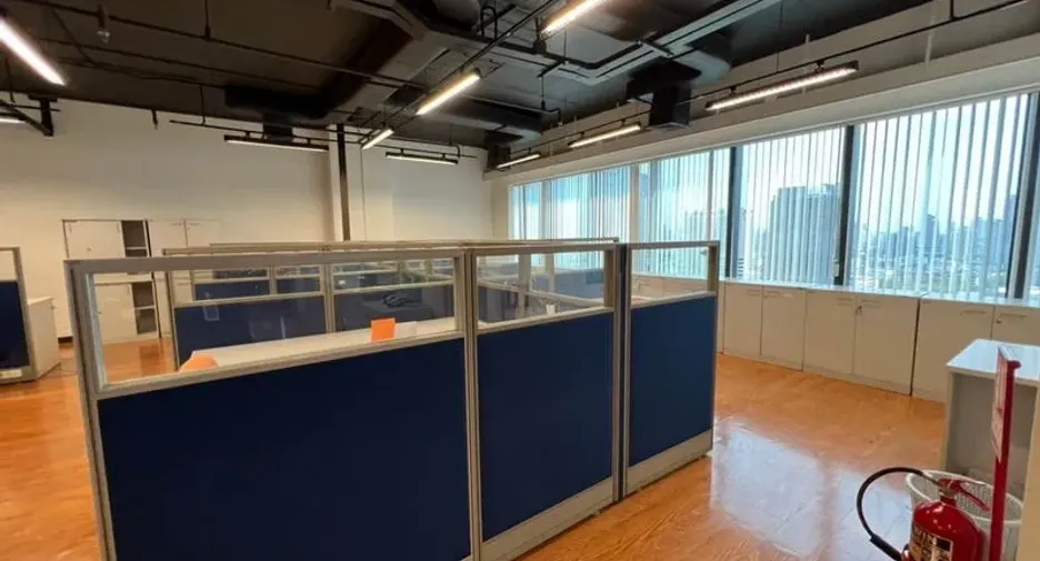 For rent office in Huai Khwang, Bangkok