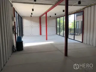 Oficina en alquiler en Watthana, Bangkok