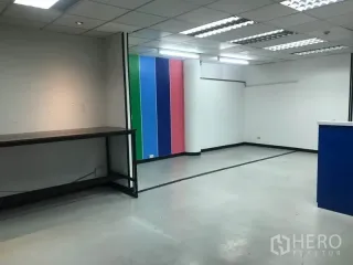 Аренда офис в Кхлонг Тоеи, Бангкок