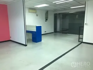 Аренда офис в Кхлонг Тоеи, Бангкок