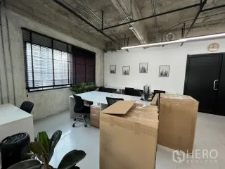 出租 办公室 在 Khlong Toei, 曼谷