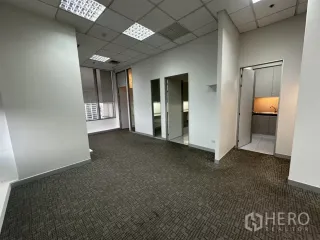 出租 办公室 在 Phaya Thai, 曼谷