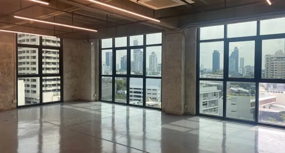 Oficina en alquiler en Khlong Toei, Bangkok