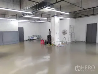 出租 办公室 在 Khlong Toei, 曼谷