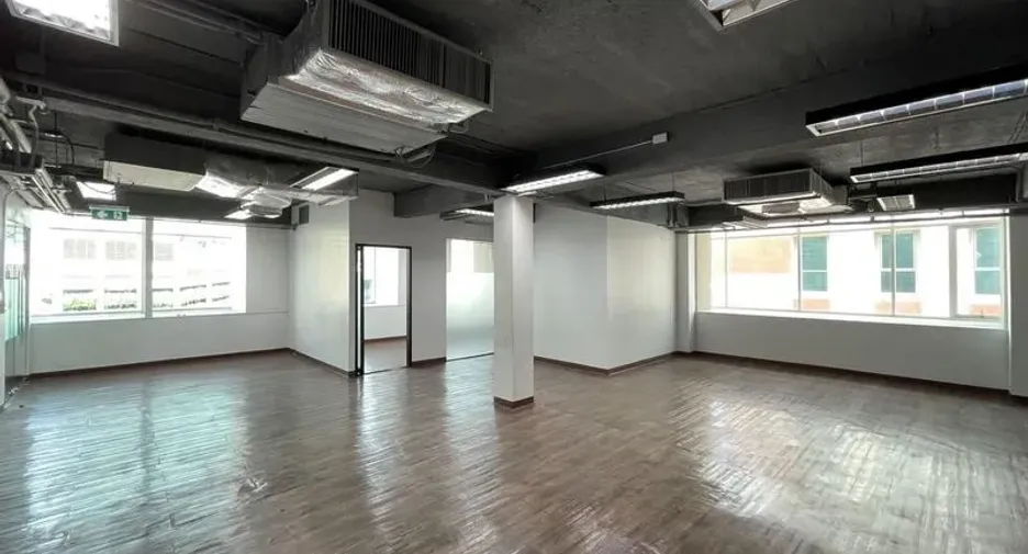 À louer bureau à Ratchathewi, Bangkok