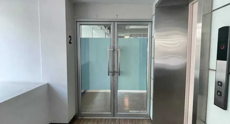 Oficina en alquiler en Ratchathewi, Bangkok