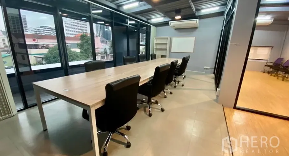 Büro zur Miete in Bang Rak, Bangkok
