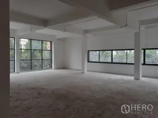 出租 办公室 在 Khlong Toei, 曼谷