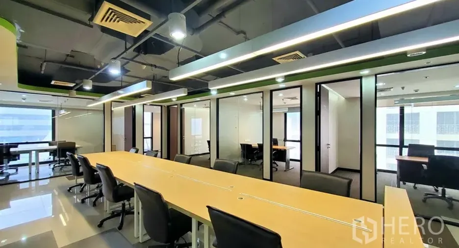For rent office in Watthana, Bangkok