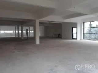 出租 办公室 在 Khlong Toei, 曼谷