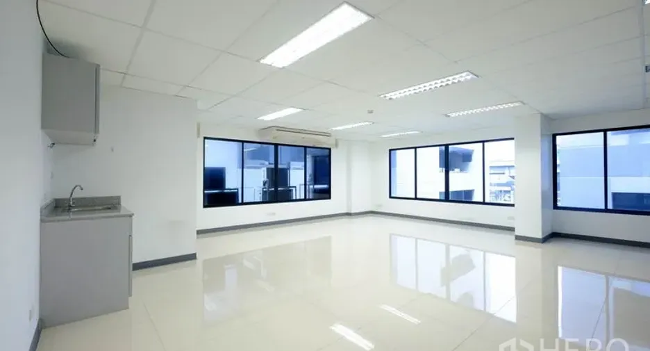 Oficina en alquiler en Chatuchak, Bangkok
