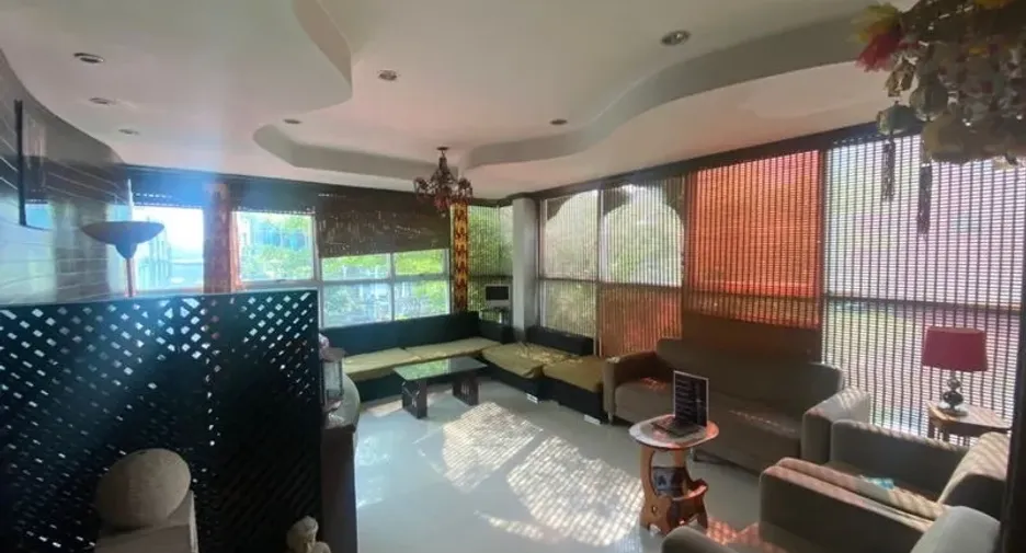 For rent office in Khlong Toei, Bangkok
