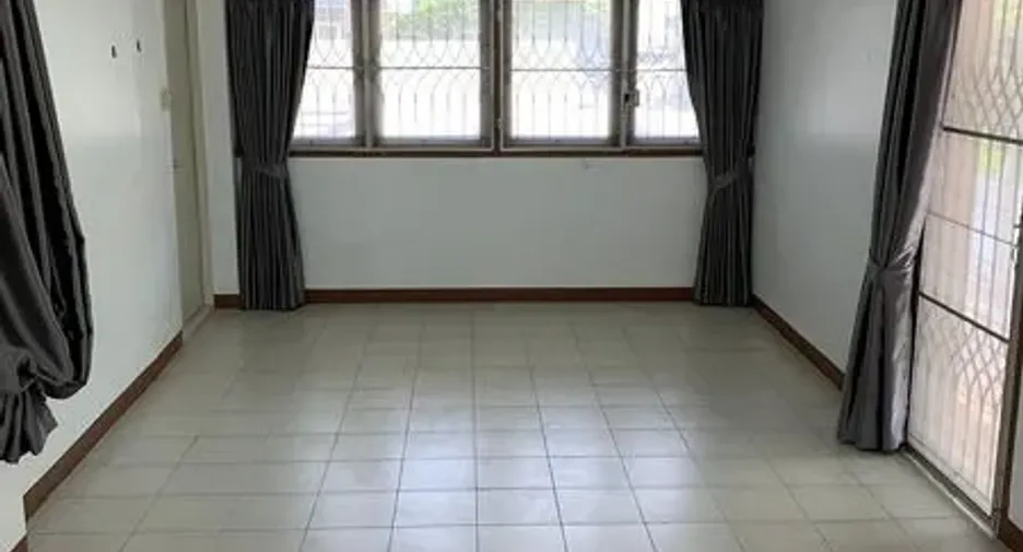 For rent office in Chatuchak, Bangkok