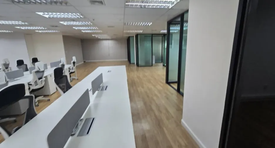 For rent office in Khlong Toei, Bangkok