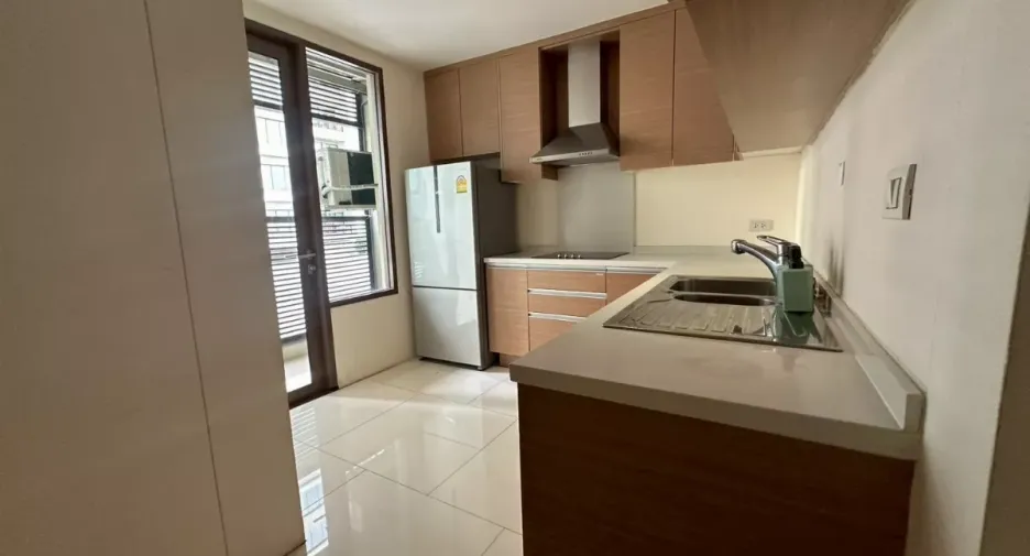 Büro zur Miete in Khlong Toei, Bangkok
