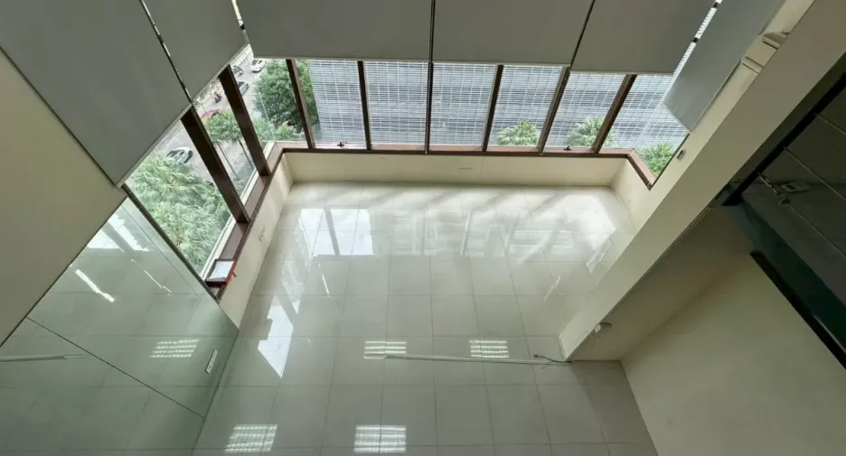 Büro zur Miete in Khlong Toei, Bangkok